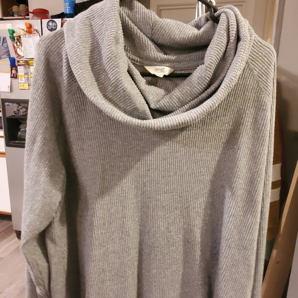 Women's plus 1x cowl neck sweater